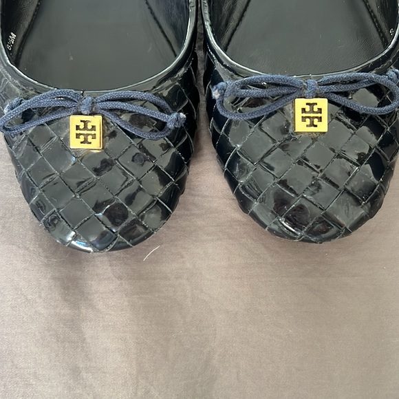 Tory Burch Woven Leather Flats - Picture 3 of 9